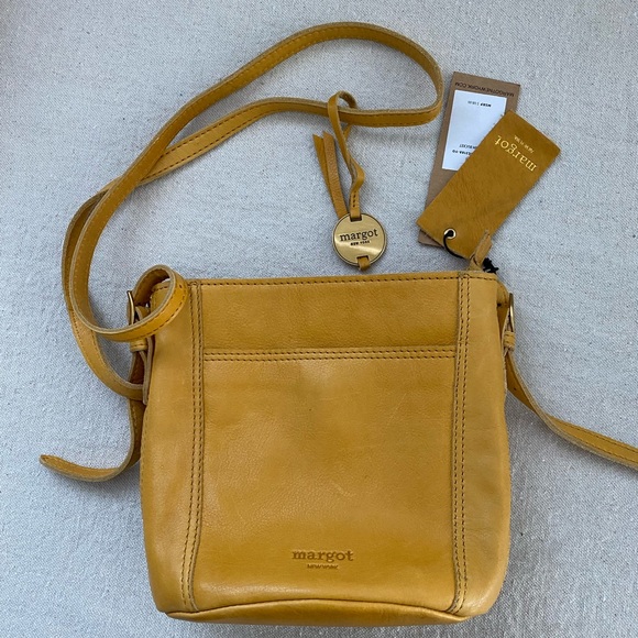 🆕Margot New York🔥
Mustard Yellow Iris Bucket Leather shoulder Purse - Picture 3 of 7